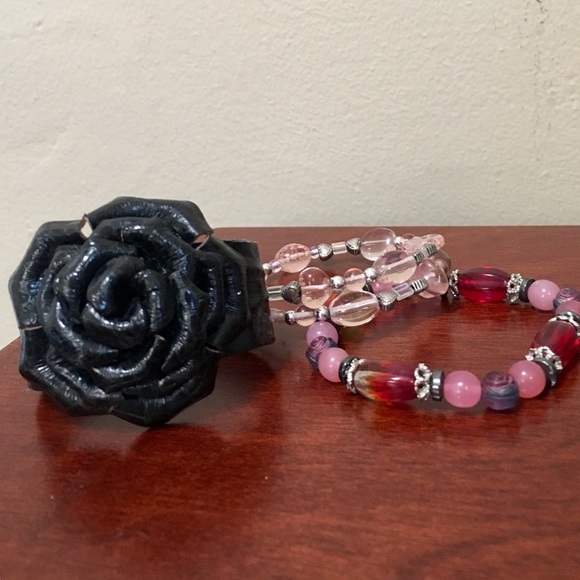 Women fashion bracelet lot - Picture 1 of 2